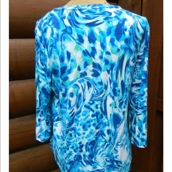 Chico’s beautiful blues top, Size 2 - Picture 6 of 6